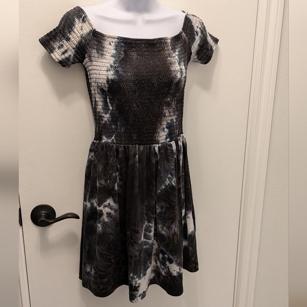 Off Shoulders Babydoll Dress Size large